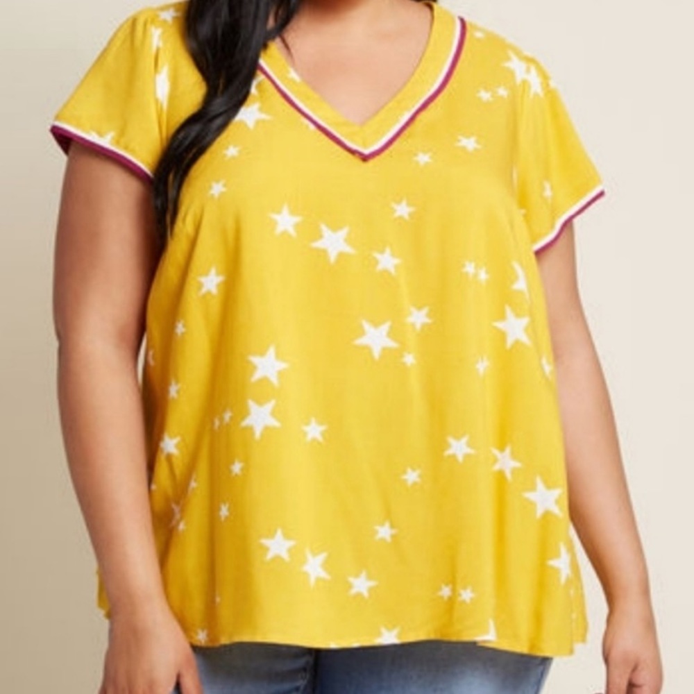 Modcloth Star V-Neck, EUC,  1X